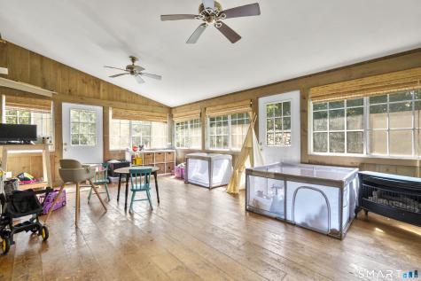 10 Anna Drive Oxford CT 06478