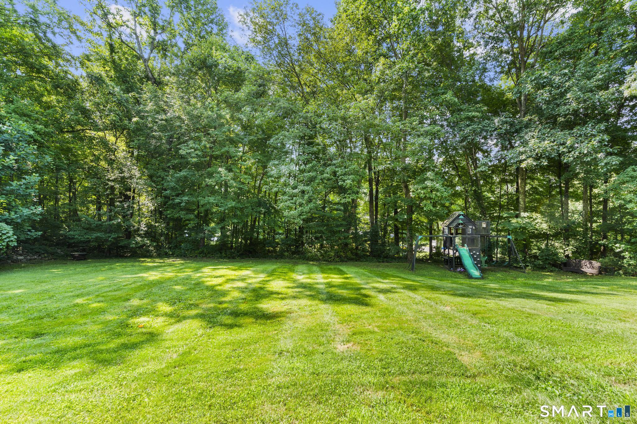 10 Anna Drive Oxford CT 06478