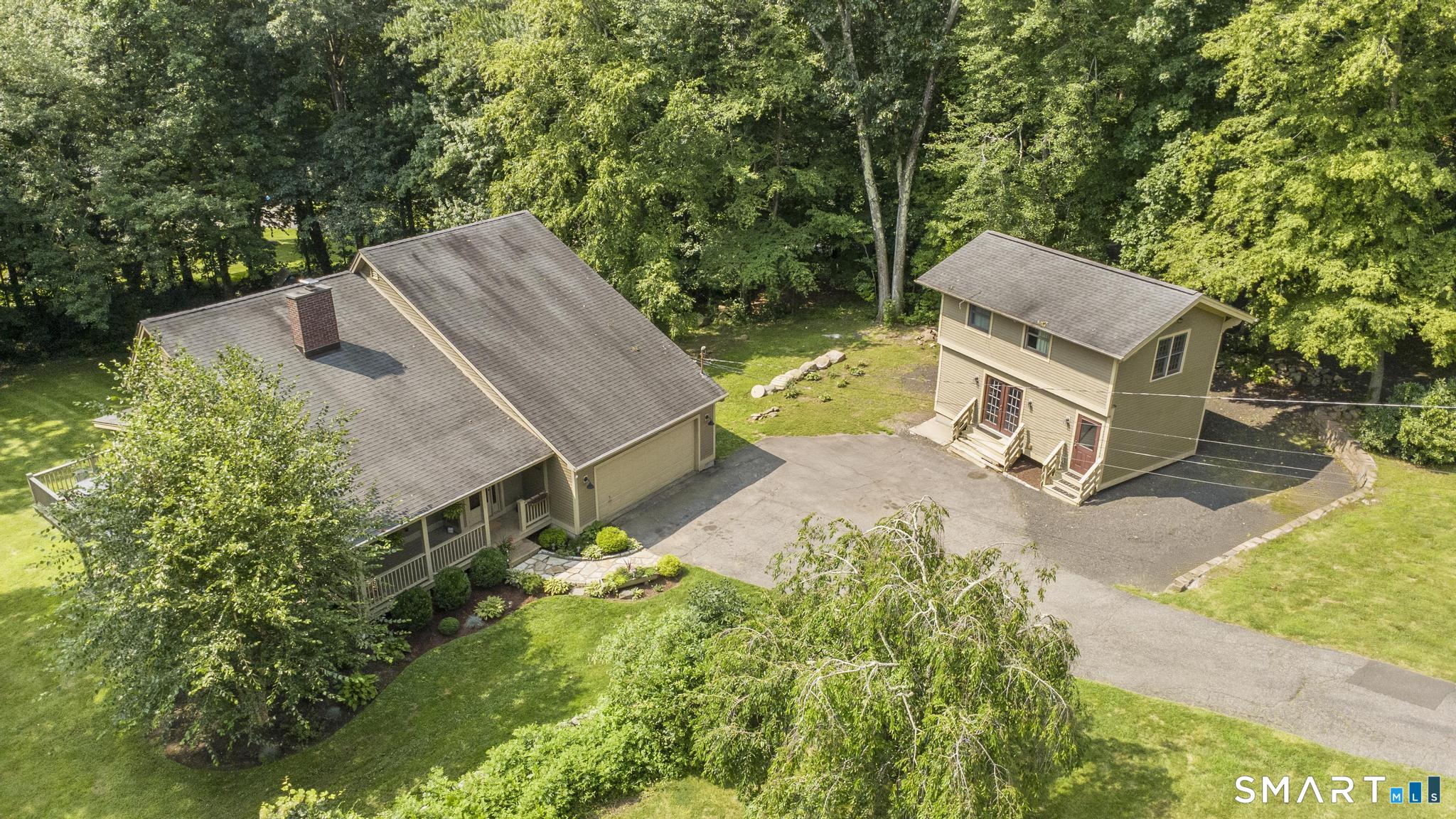 10 Anna Drive Oxford CT 06478