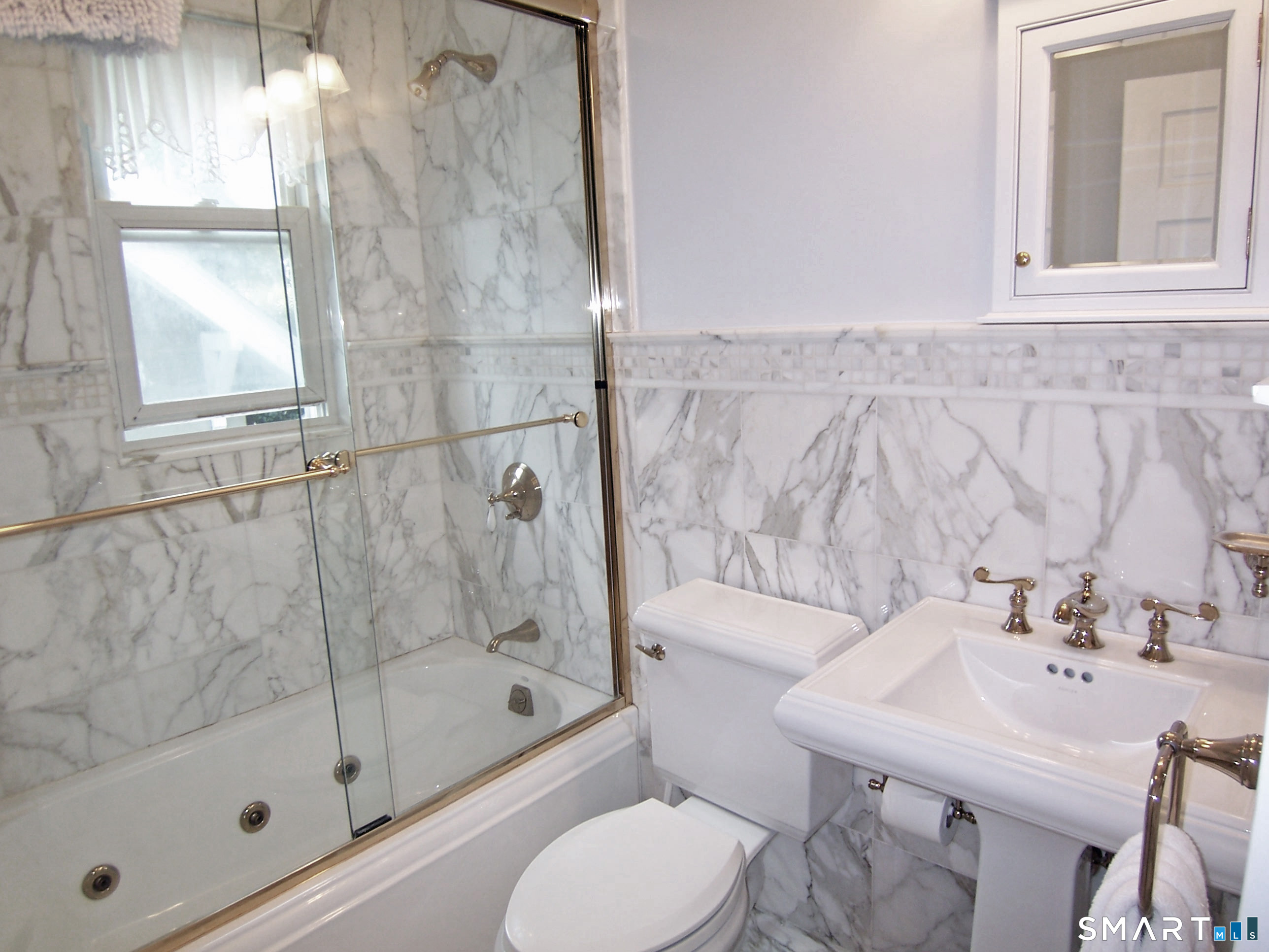 112 Fayerweather Terrace Bridgeport CT 06605