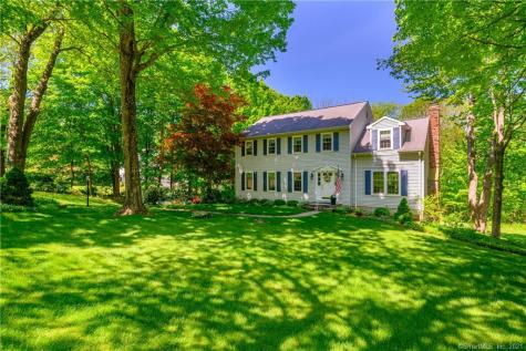 7 Old Hayrake Road Danbury CT 06811