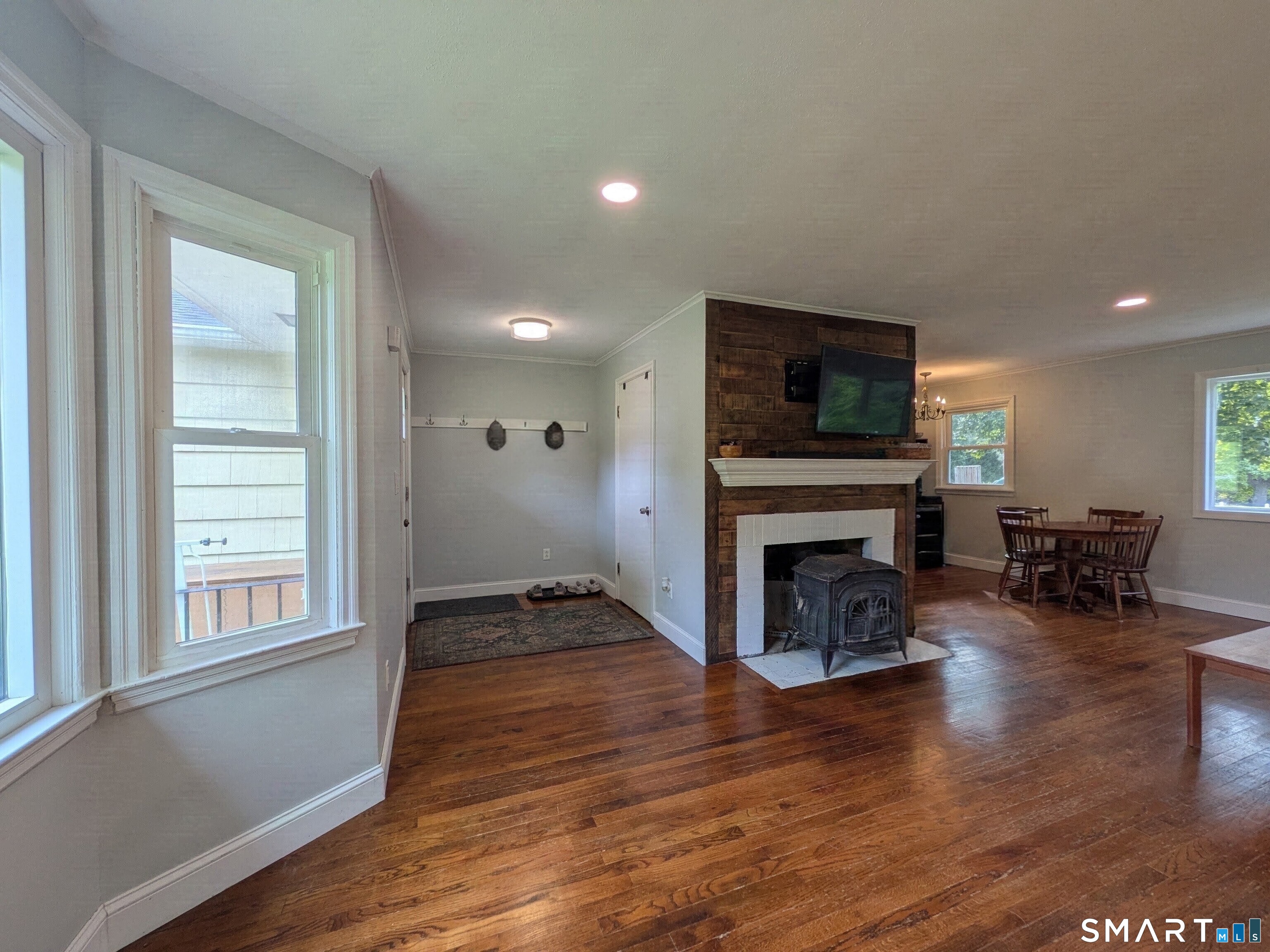 12 Jolly Road Ellington CT 06029