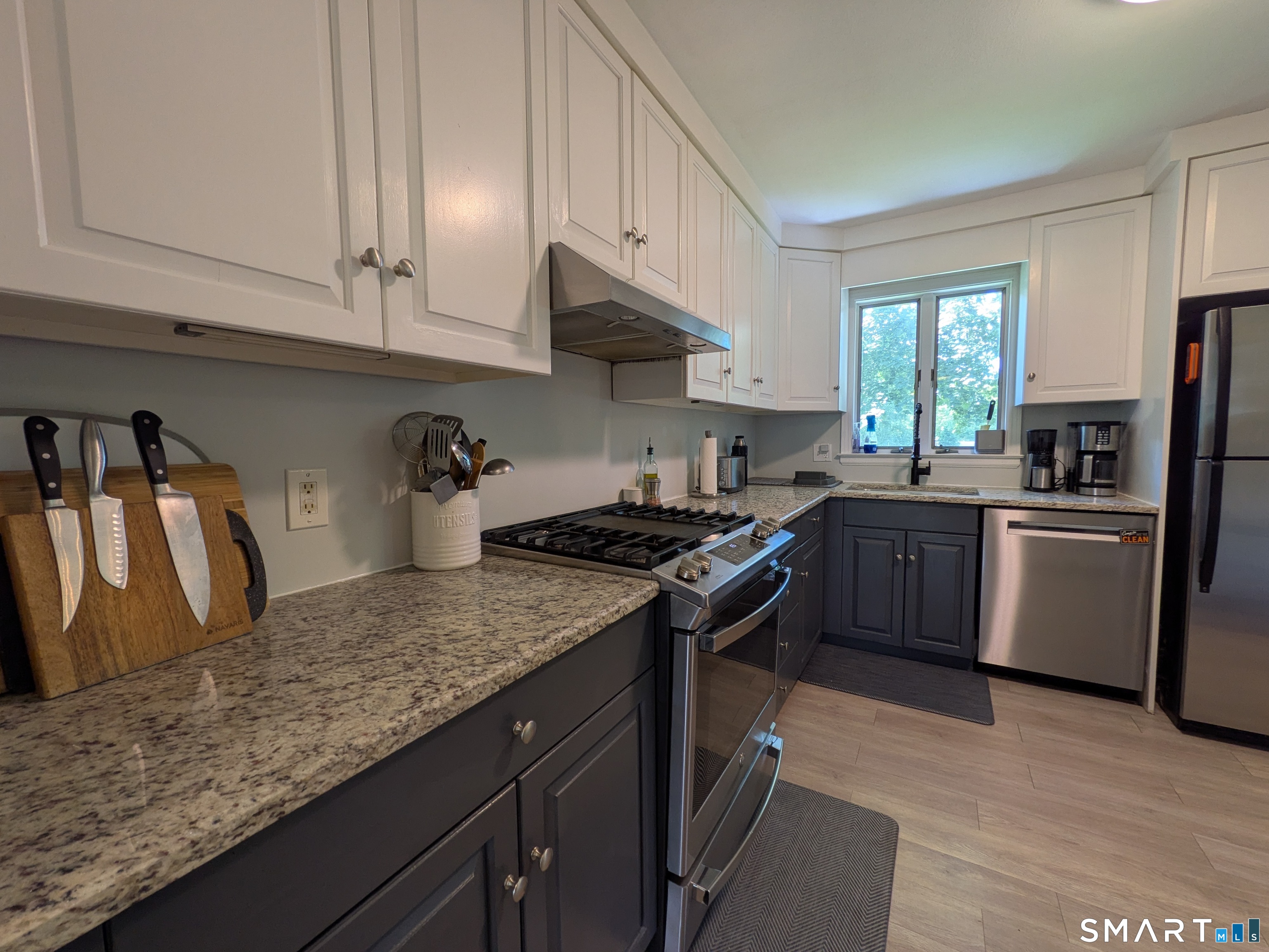 12 Jolly Road Ellington CT 06029