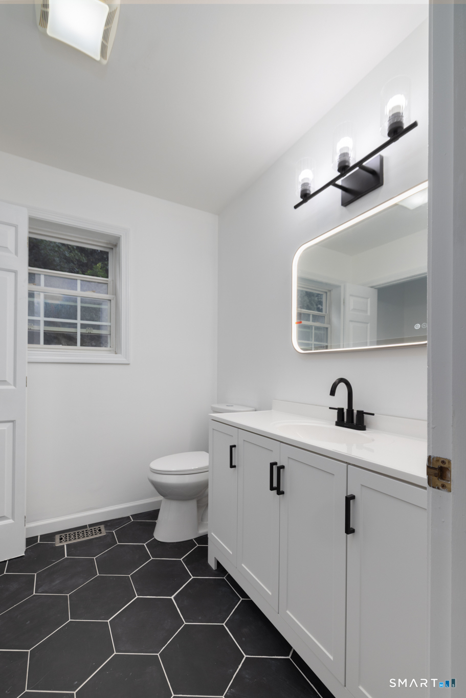 44 Cherry Street Branford CT 06405