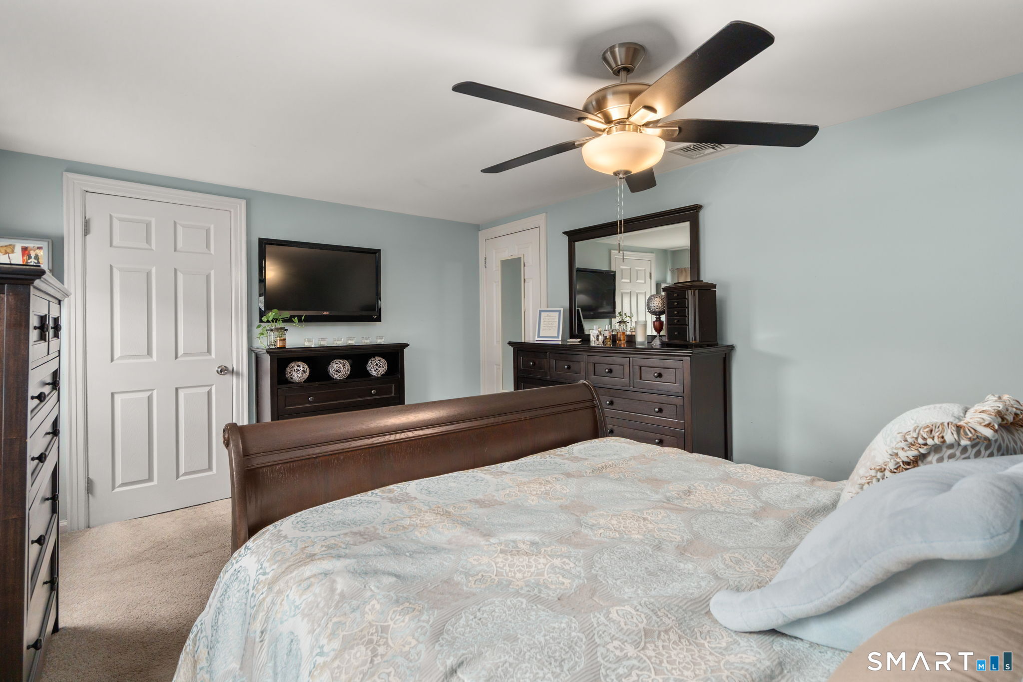 12 Orchard Court Hamden CT 06517