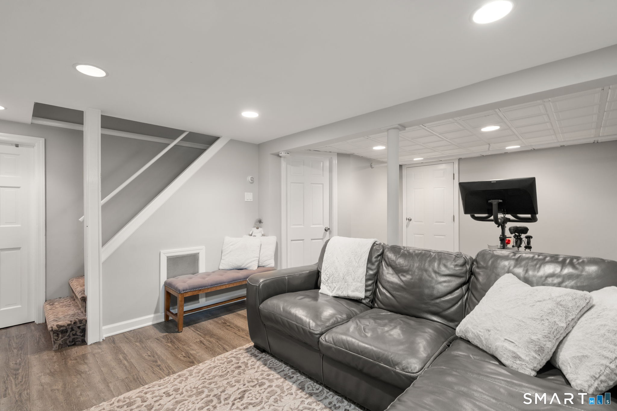 12 Orchard Court Hamden CT 06517