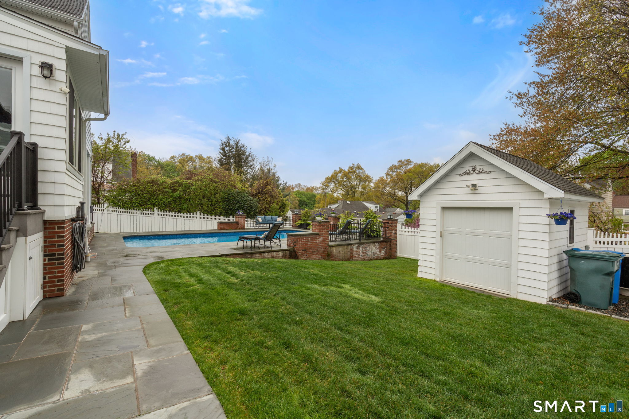 12 Orchard Court Hamden CT 06517