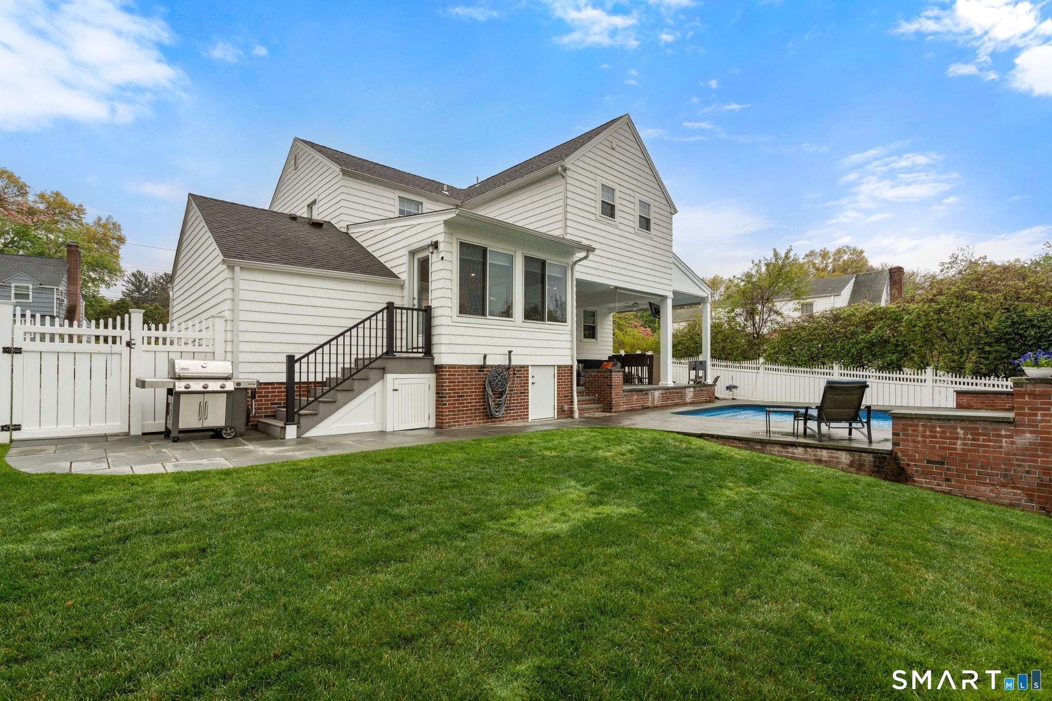 12 Orchard Court Hamden CT 06517