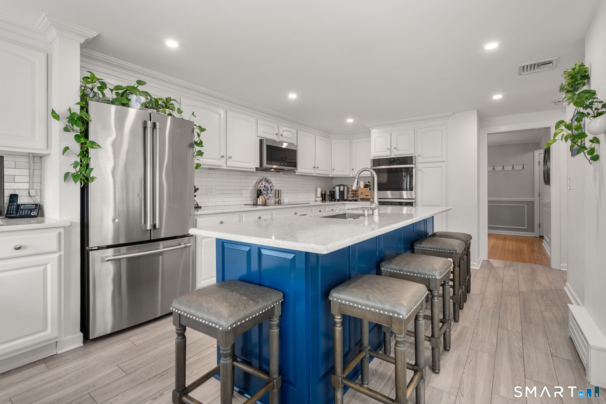 12 Orchard Court Hamden CT 06517