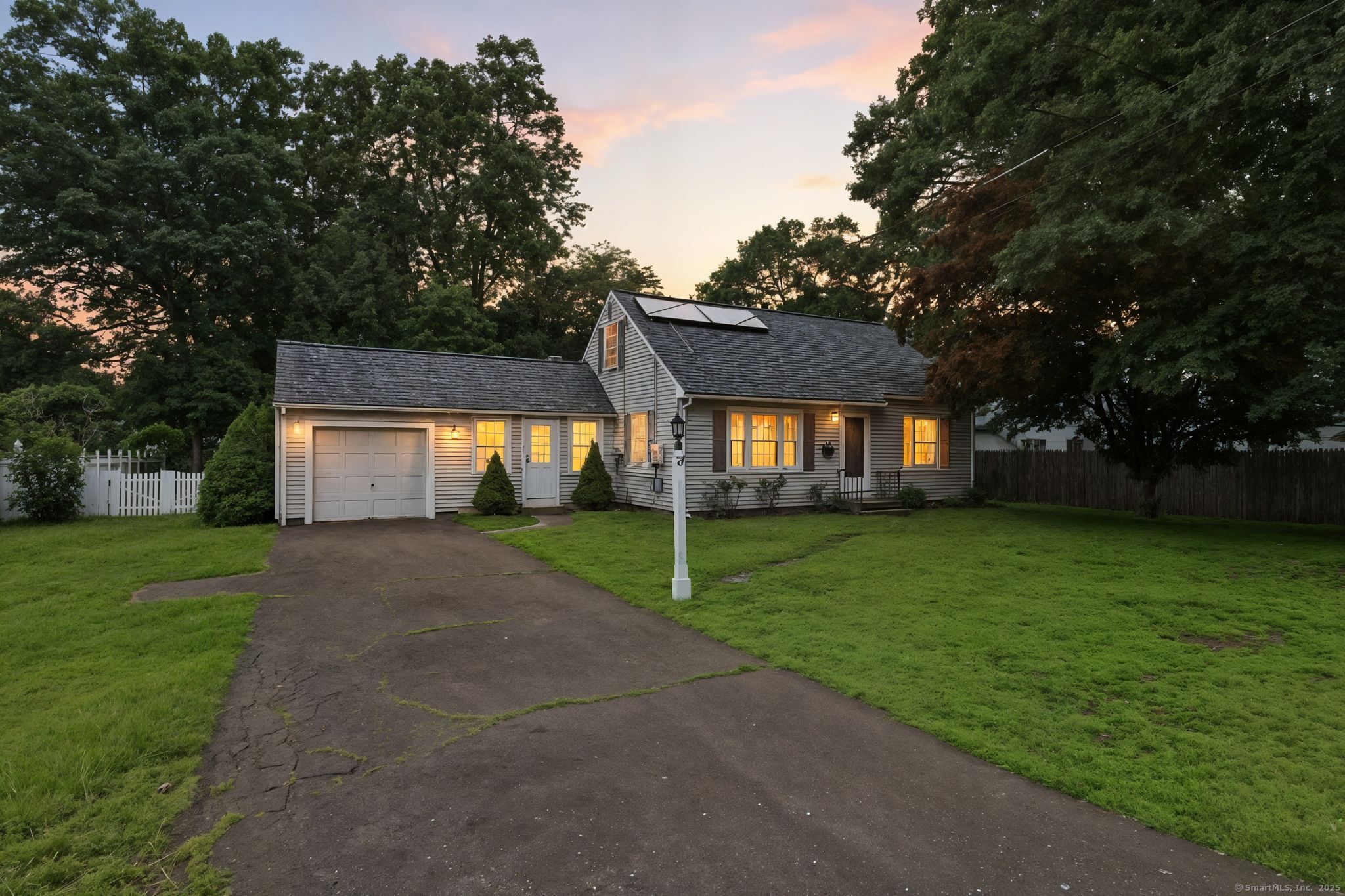 17 Wilstar Circle Enfield CT 06082