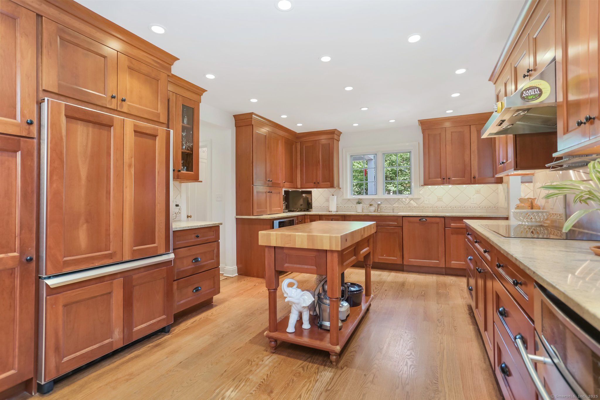 478 Crestwood Road Fairfield CT 06824