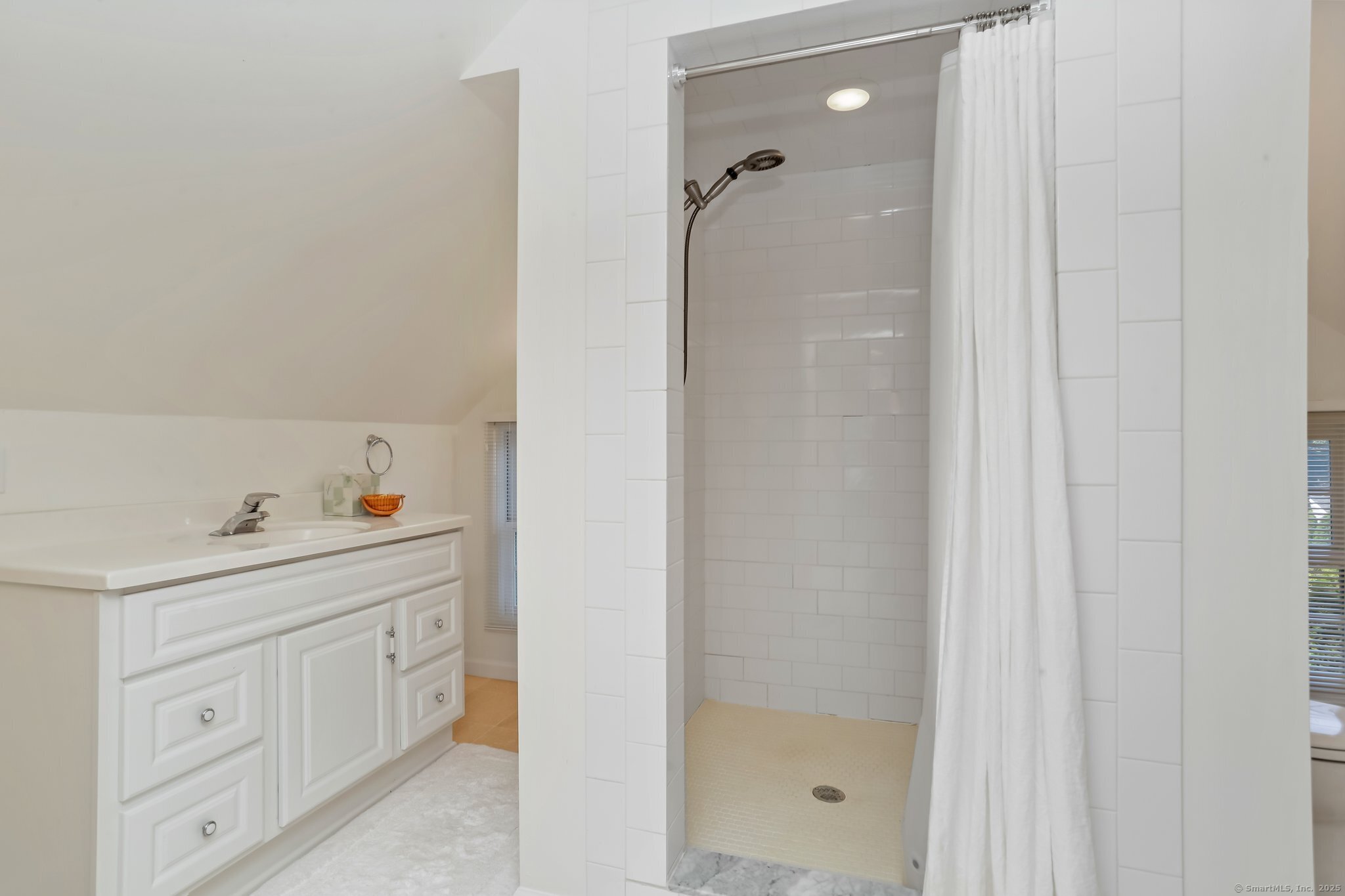 478 Crestwood Road Fairfield CT 06824