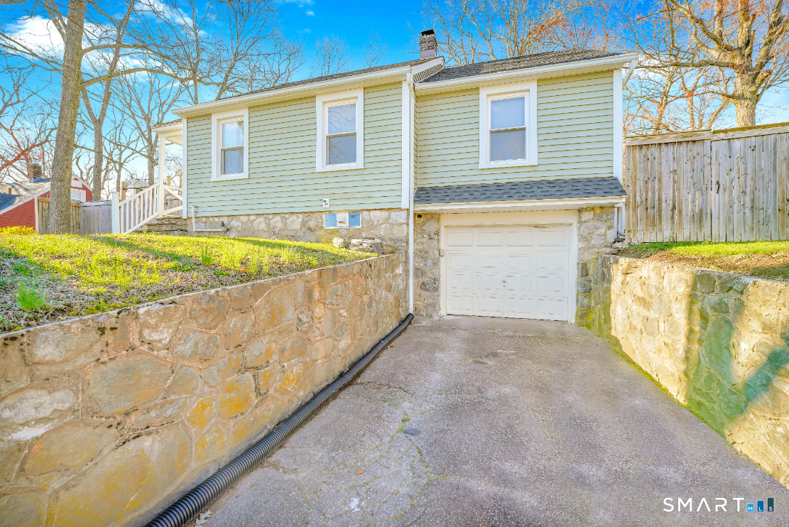 245 Mill Plain Avenue Waterbury CT 06705