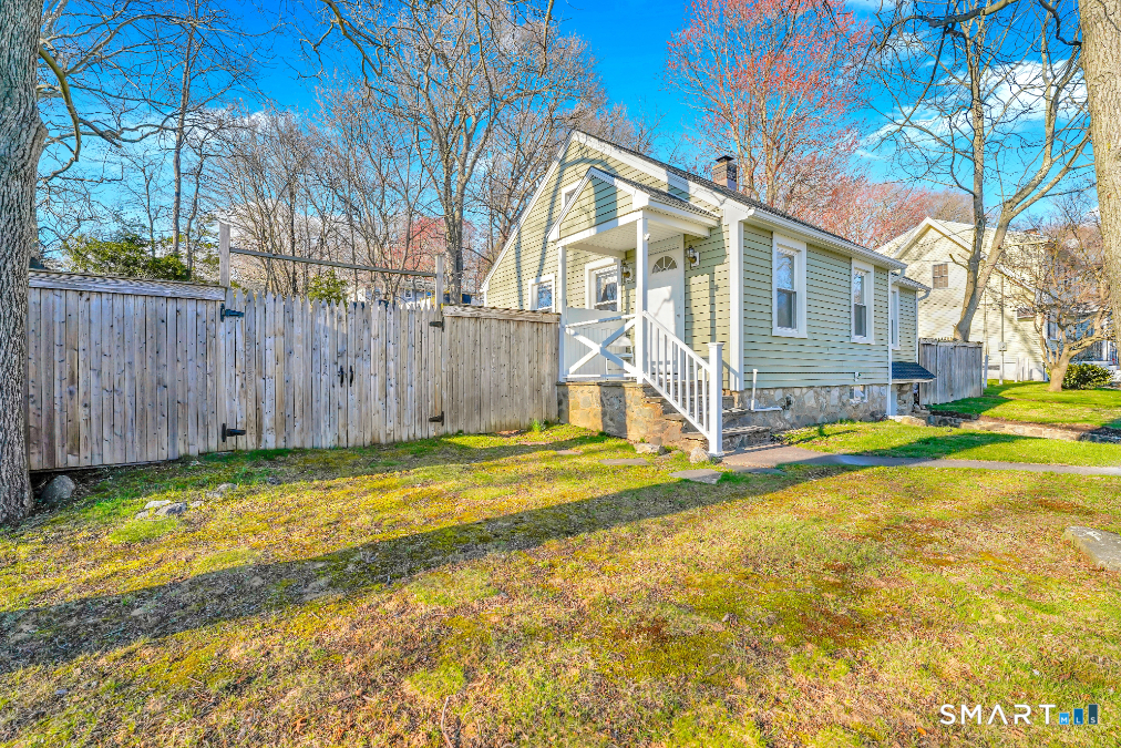 245 Mill Plain Avenue Waterbury CT 06705