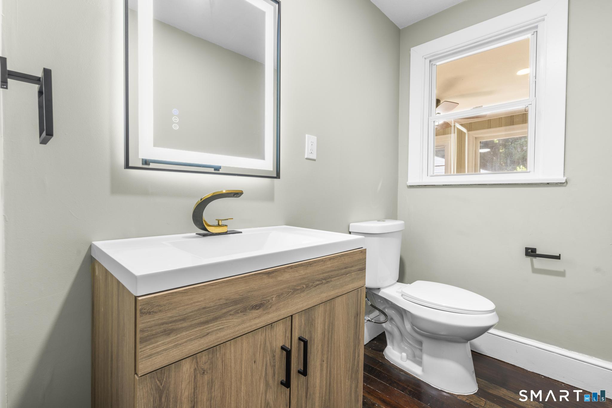 97 Alden Avenue Enfield CT 06082