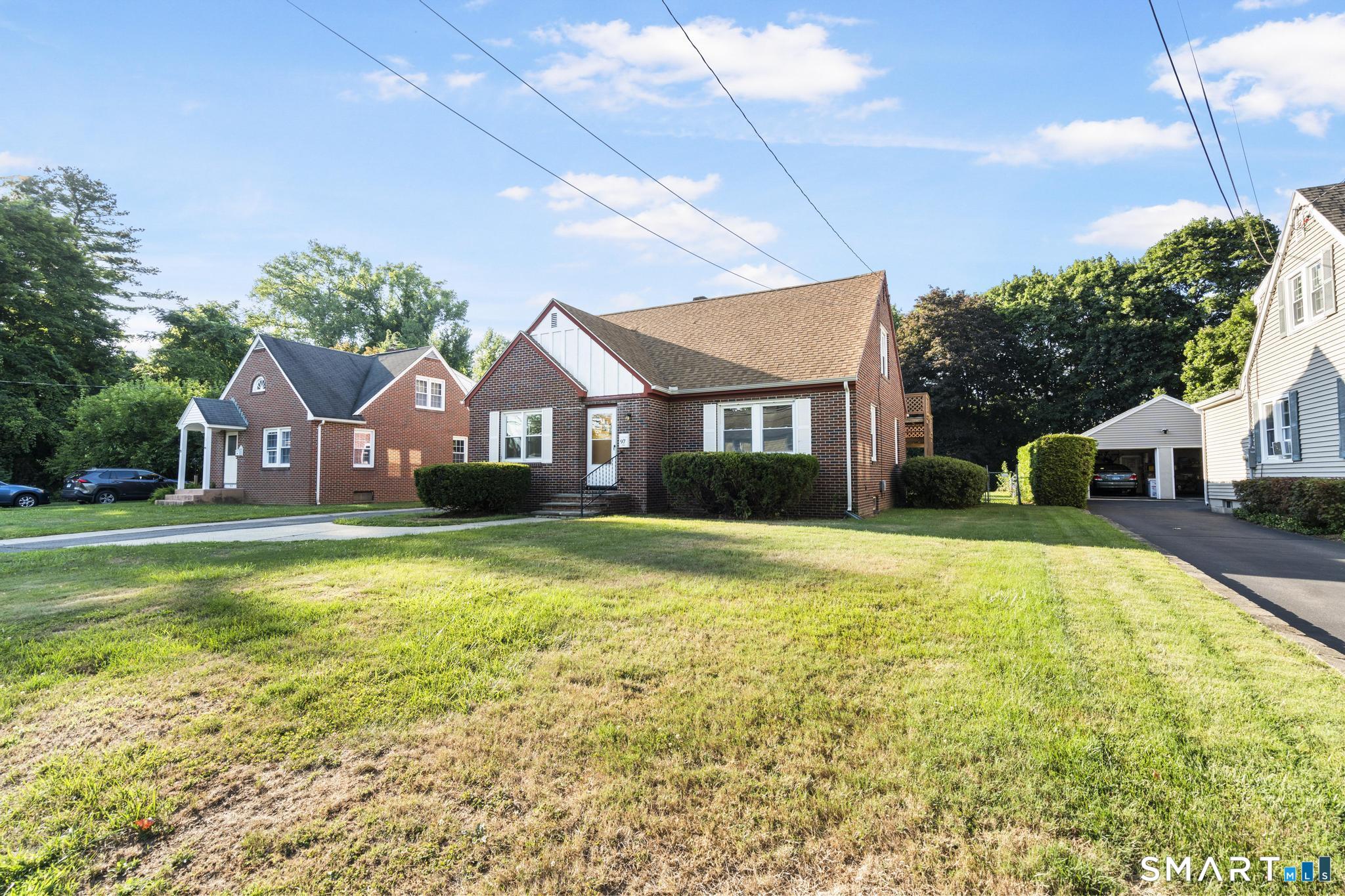 97 Alden Avenue Enfield CT 06082