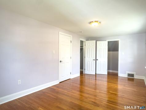 27 Glendale Drive Waterbury CT 06708