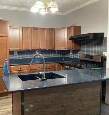 453 Burnside Avenue East Hartford CT 06108