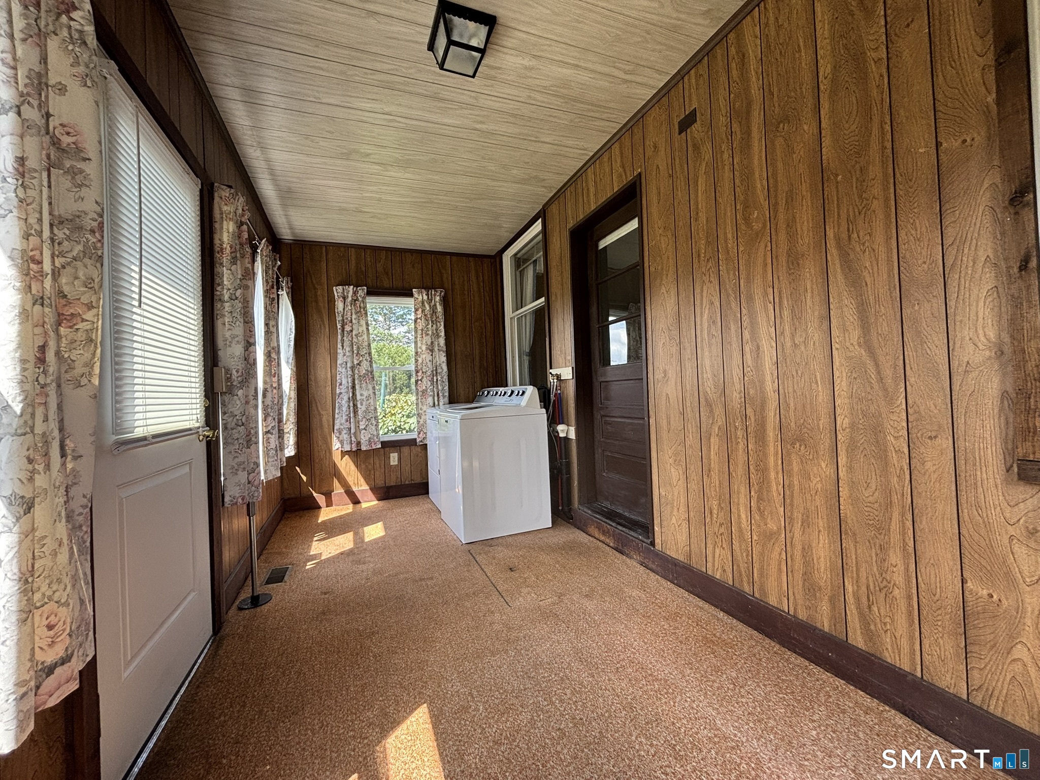 84 Laurel Street East Hartford CT 06108
