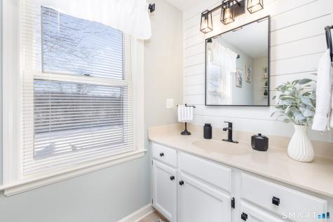 191 North Main Street East Granby CT 06026