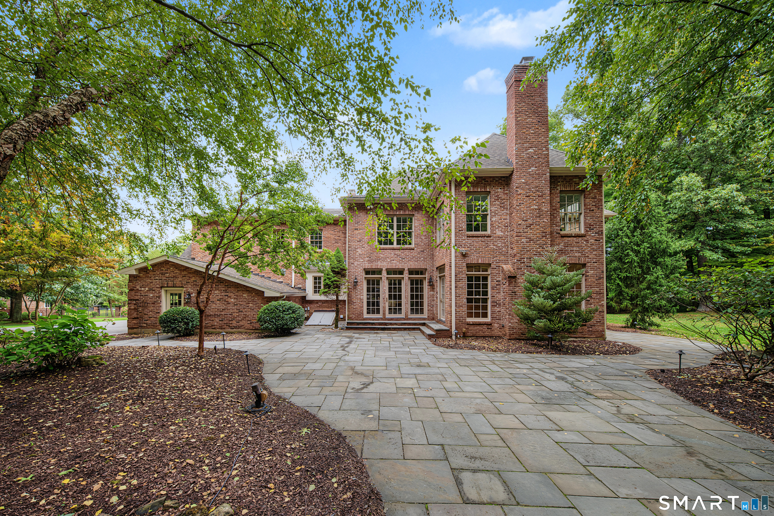14 Pembroke Drive Avon CT 06001