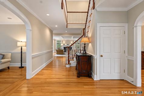 14 Pembroke Drive Avon CT 06001