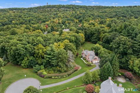 14 Pembroke Drive Avon CT 06001