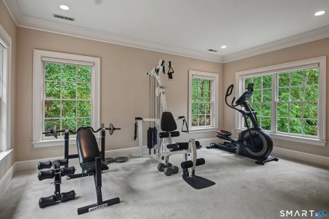 14 Pembroke Drive Avon CT 06001