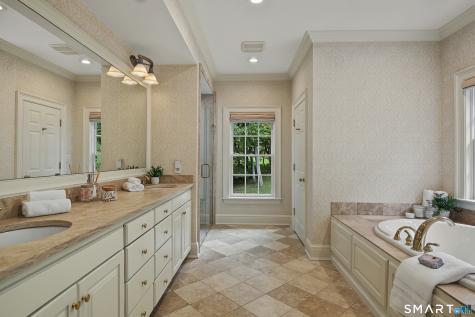 14 Pembroke Drive Avon CT 06001