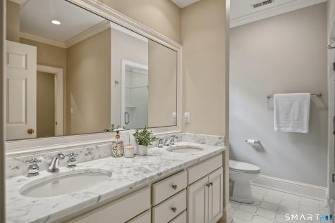 14 Pembroke Drive Avon CT 06001