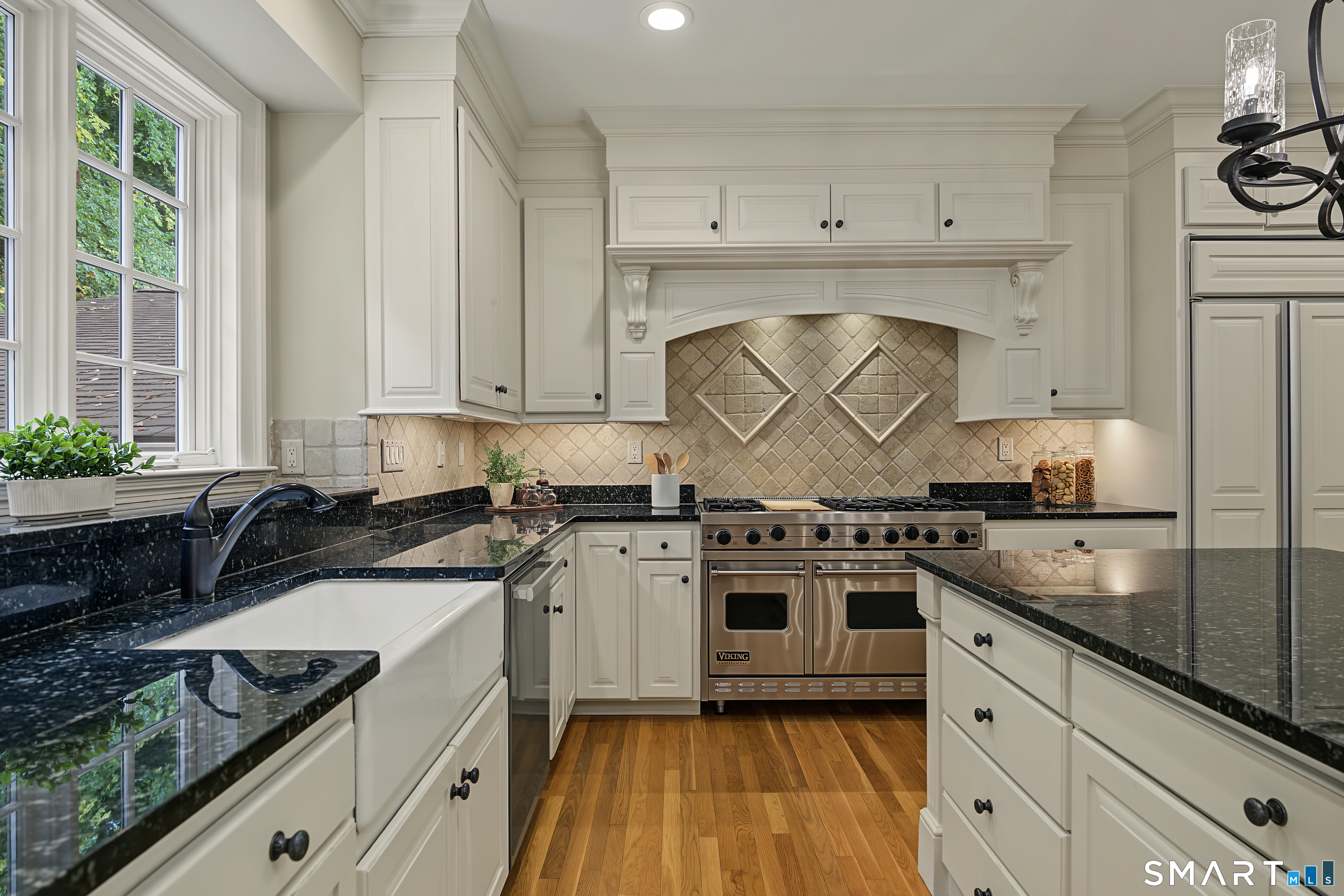 14 Pembroke Drive Avon CT 06001