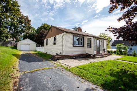 1 Central Court Norwich CT 06360