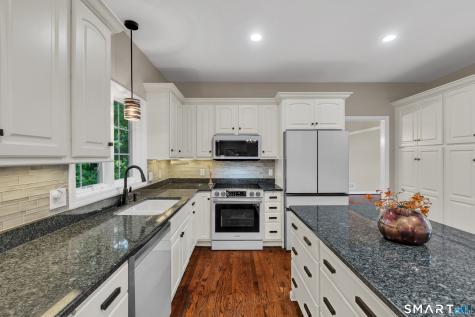 173 Wynding Brook Drive Rocky Hill CT 06067