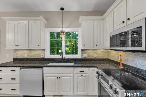173 Wynding Brook Drive Rocky Hill CT 06067