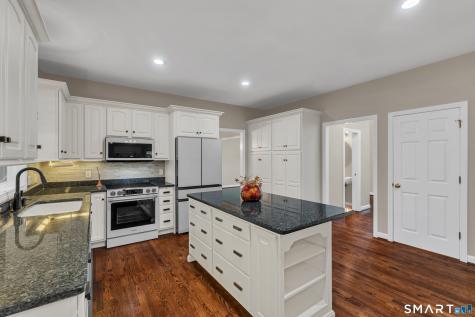 173 Wynding Brook Drive Rocky Hill CT 06067
