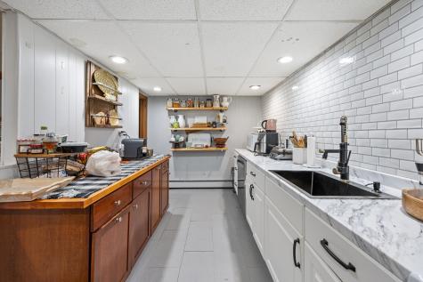 93 Stanwood Street West Hartford CT 06110