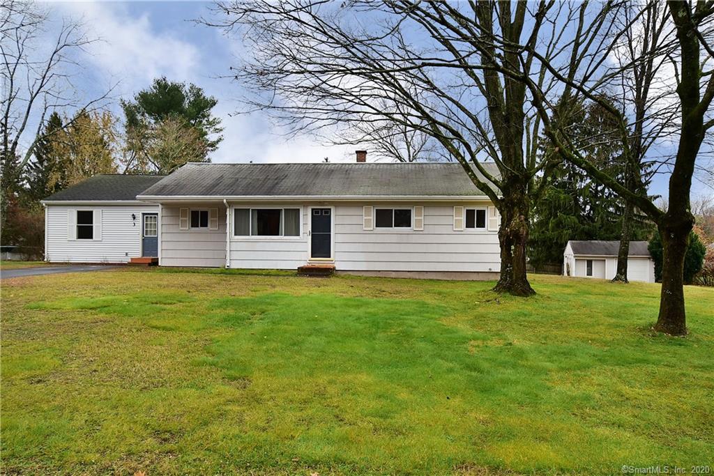 3 Crescent Circle Ellington CT 06029