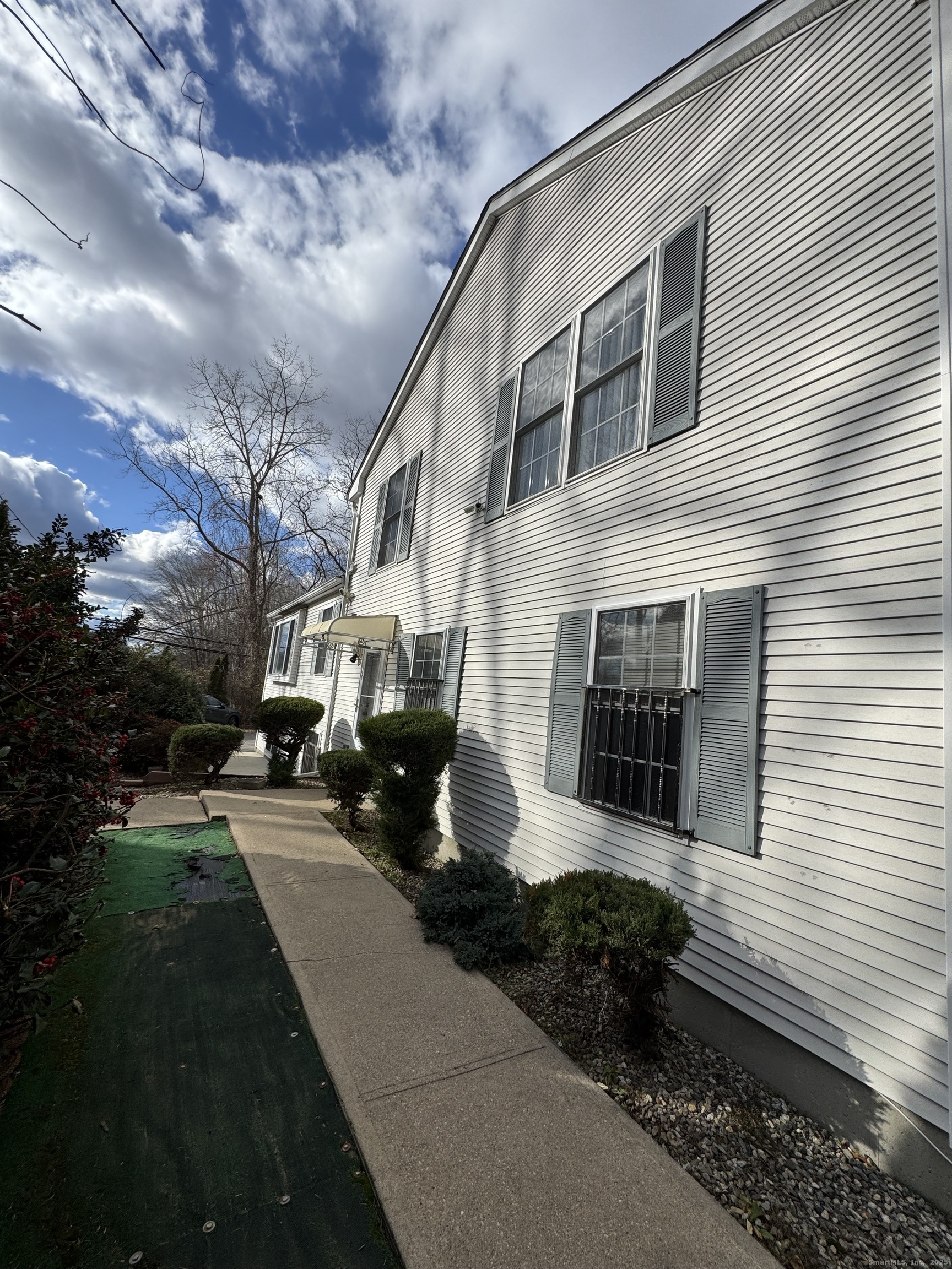 1 Long Society Road Norwich CT 06365