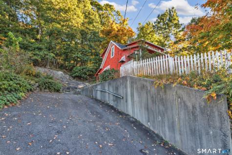 894 New Haven Road Naugatuck CT 06770
