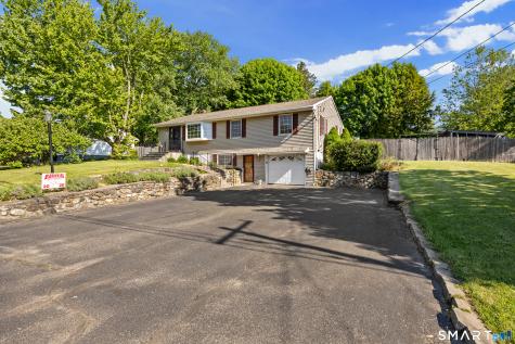 15 Chicory Drive Wolcott CT 06716