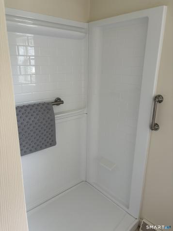 41 Woodland Trail Killingworth CT 06419