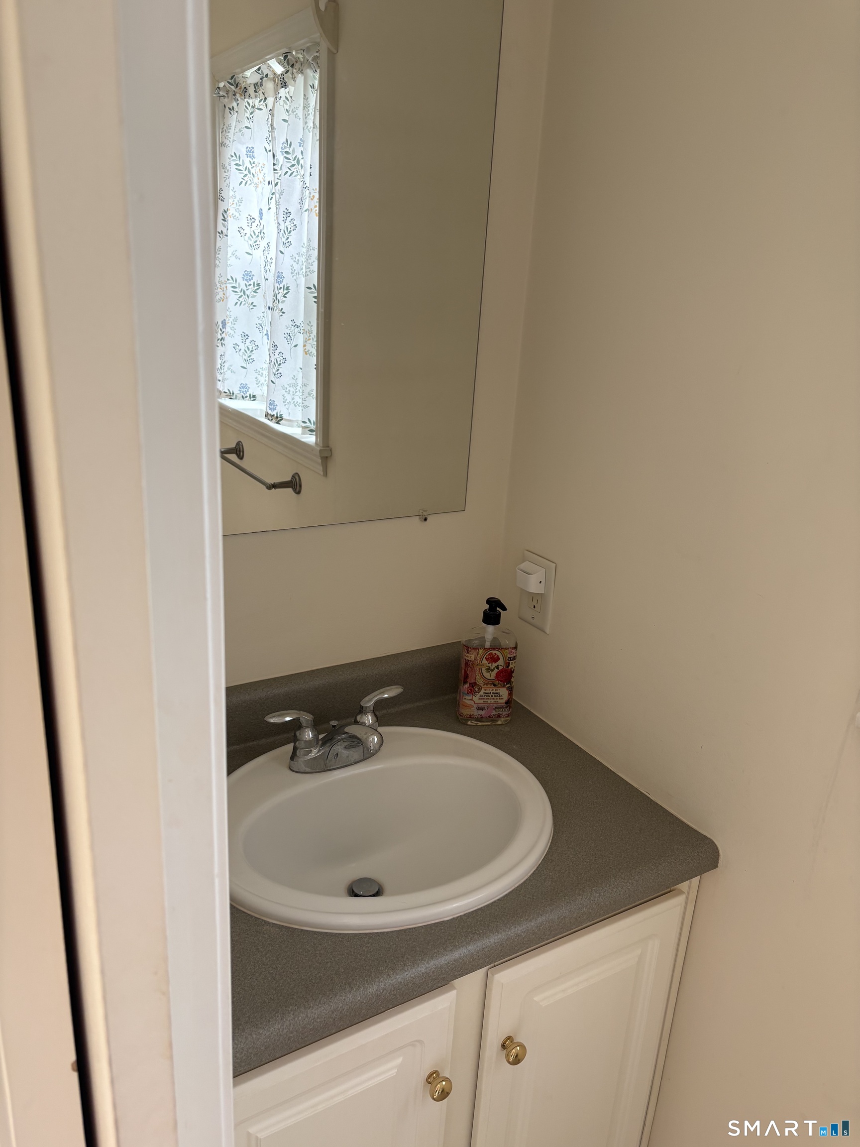 41 Woodland Trail Killingworth CT 06419