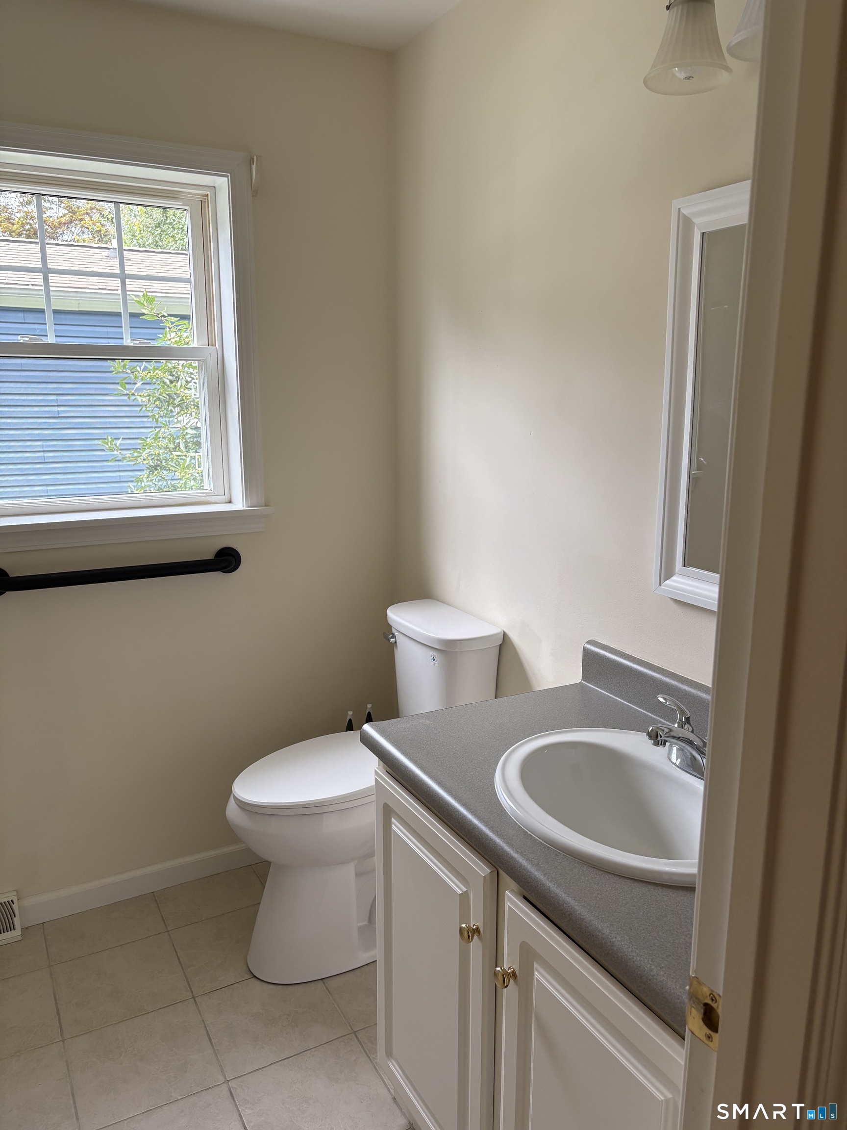 41 Woodland Trail Killingworth CT 06419