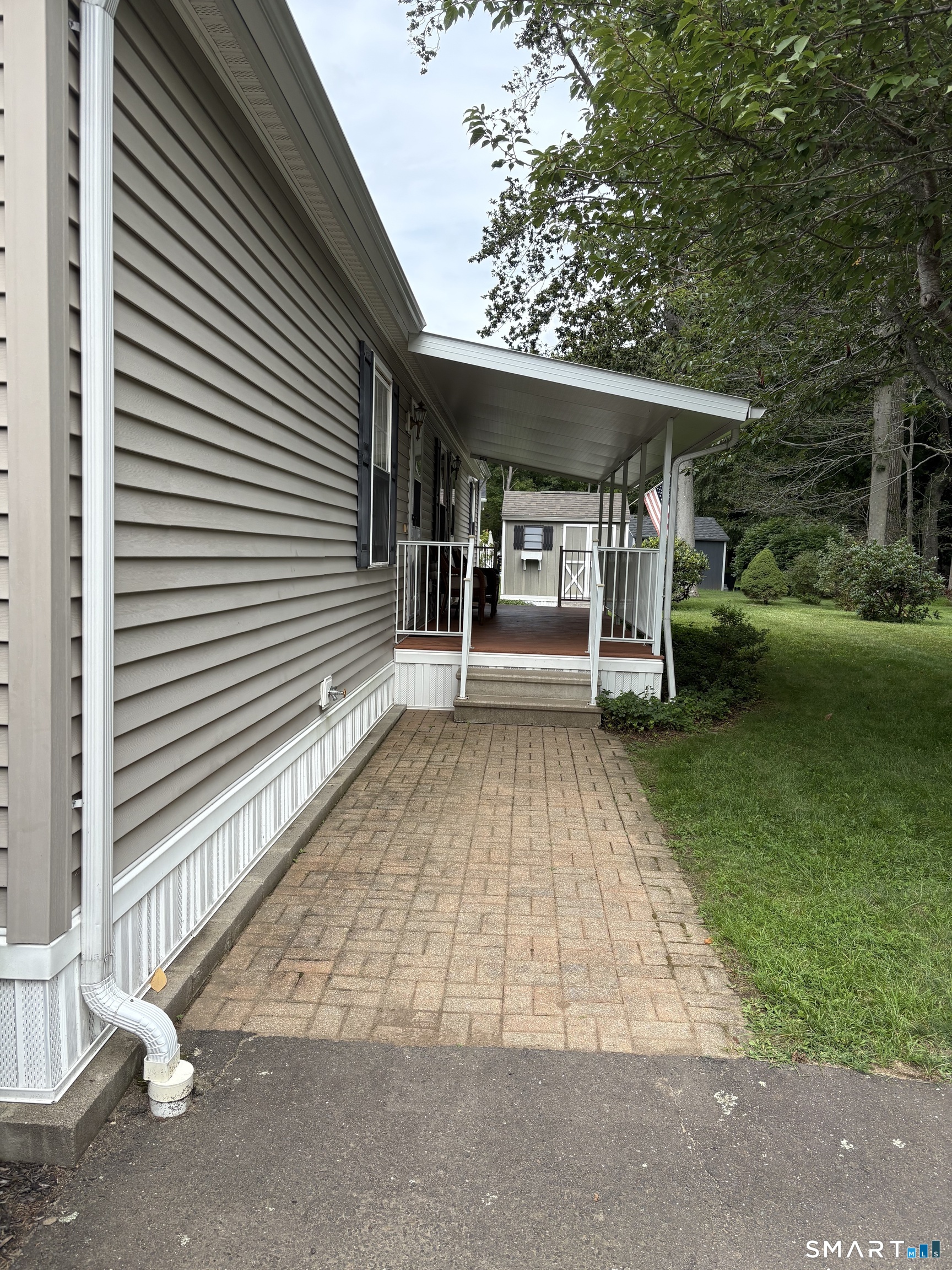 41 Woodland Trail Killingworth CT 06419