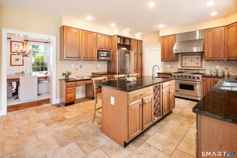 64 Douglas Road New Canaan CT 06840