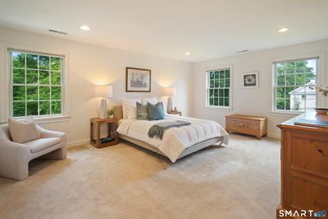 64 Douglas Road New Canaan CT 06840