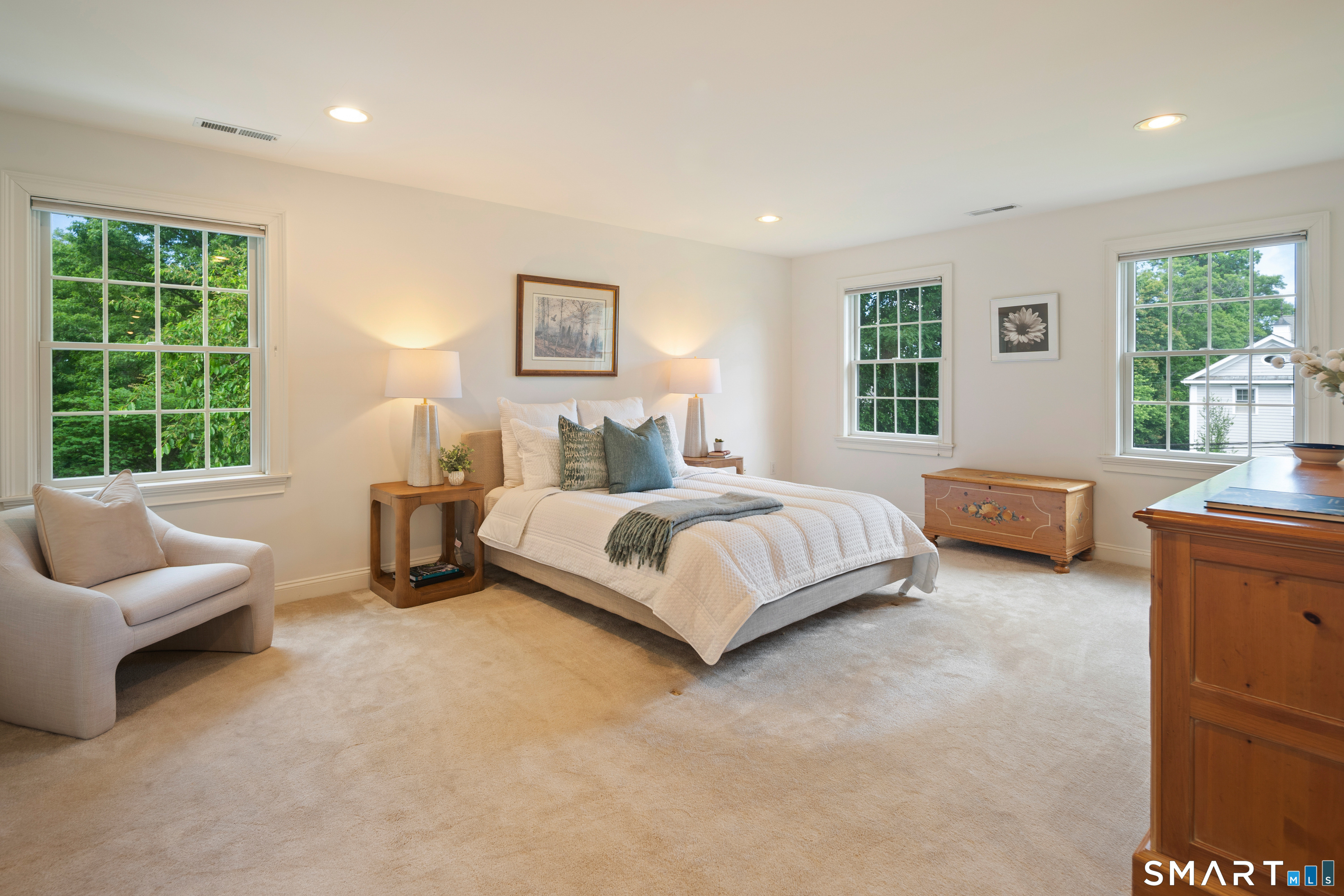 64 Douglas Road New Canaan CT 06840