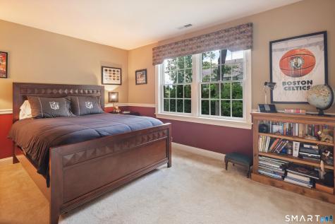 64 Douglas Road New Canaan CT 06840