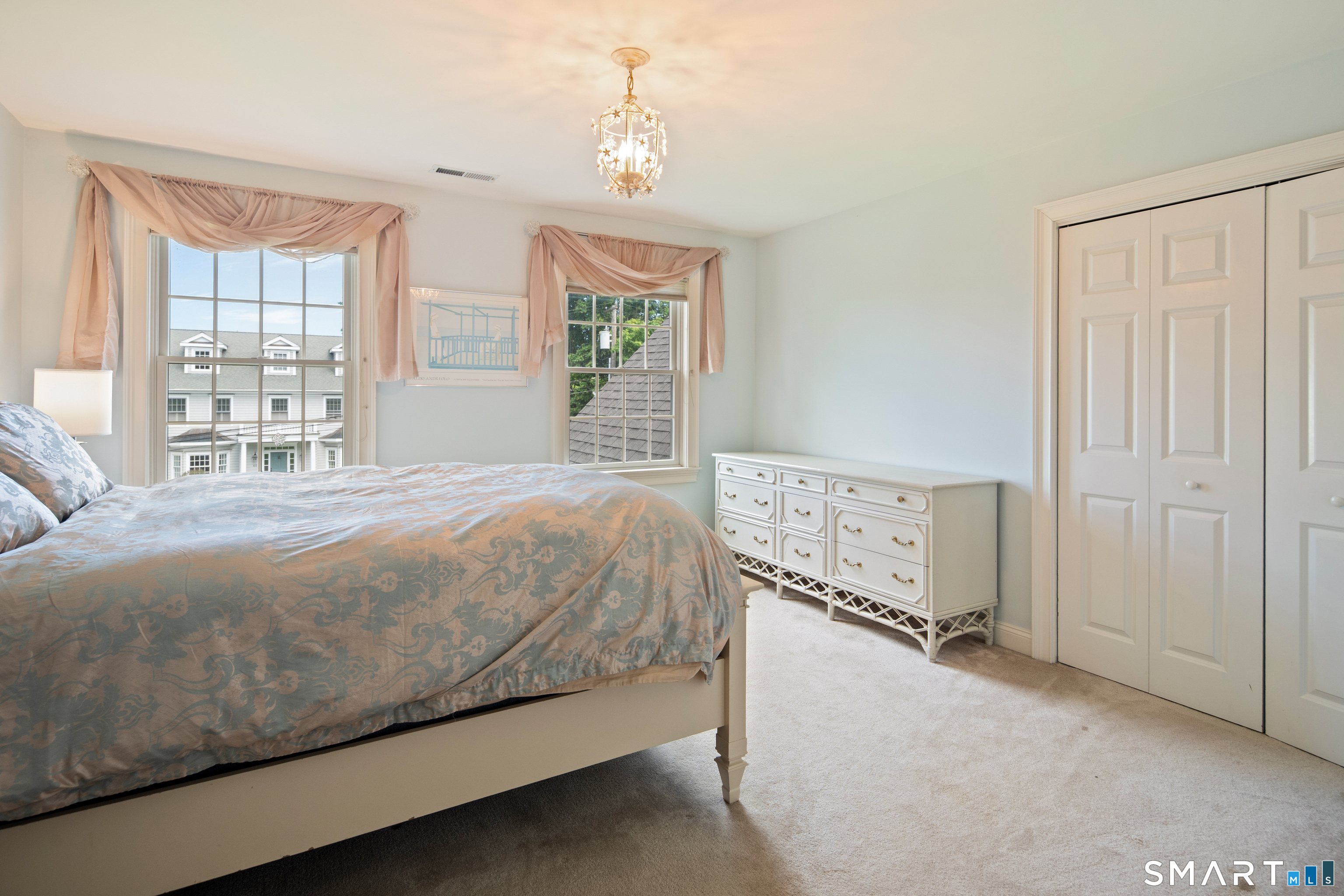 64 Douglas Road New Canaan CT 06840