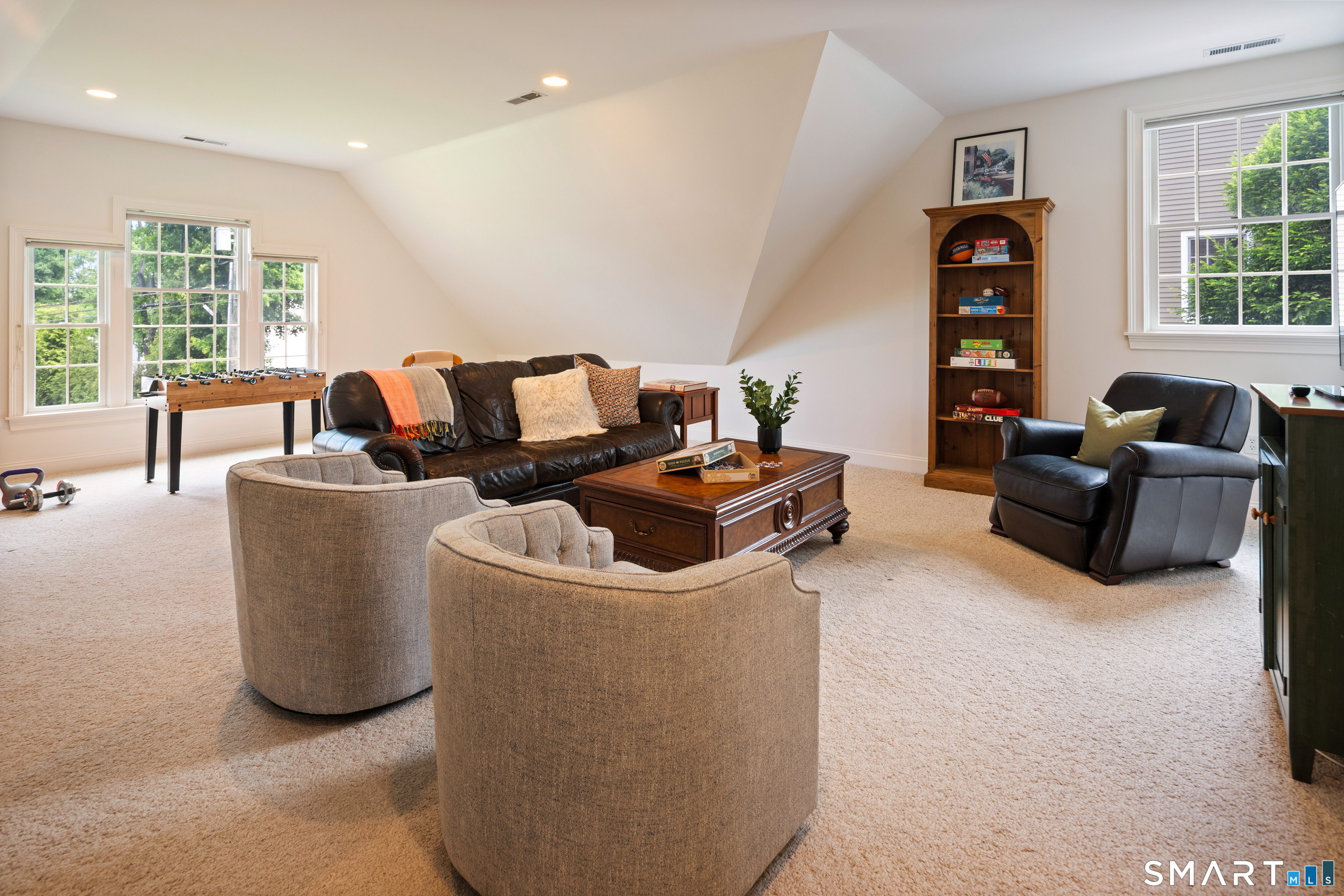 64 Douglas Road New Canaan CT 06840